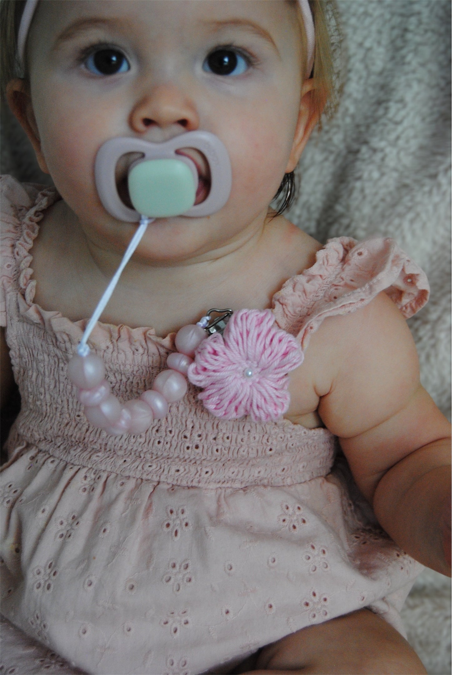 Isla Dummy Chain - Pink