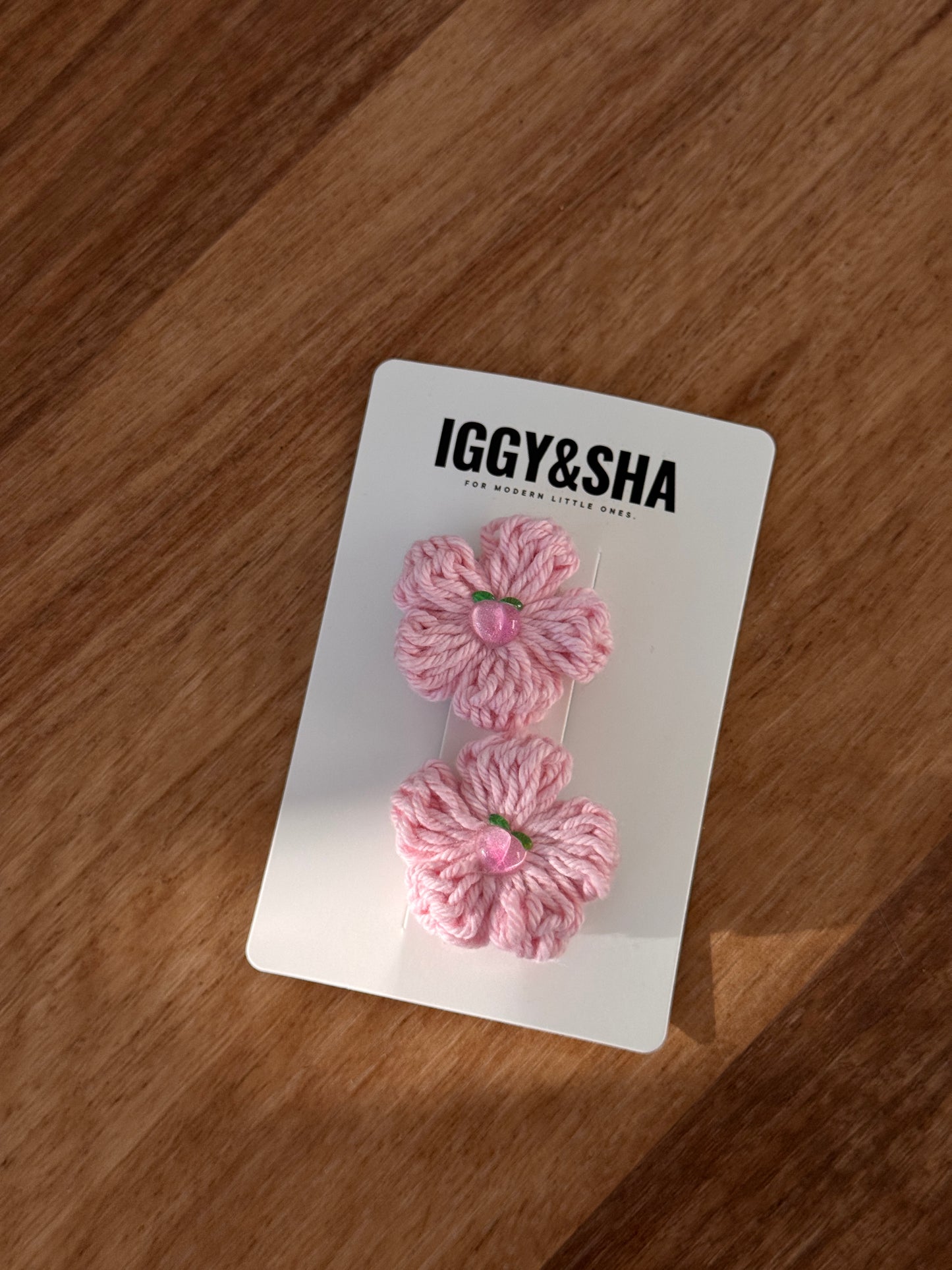 Mila Peach Flower Clips