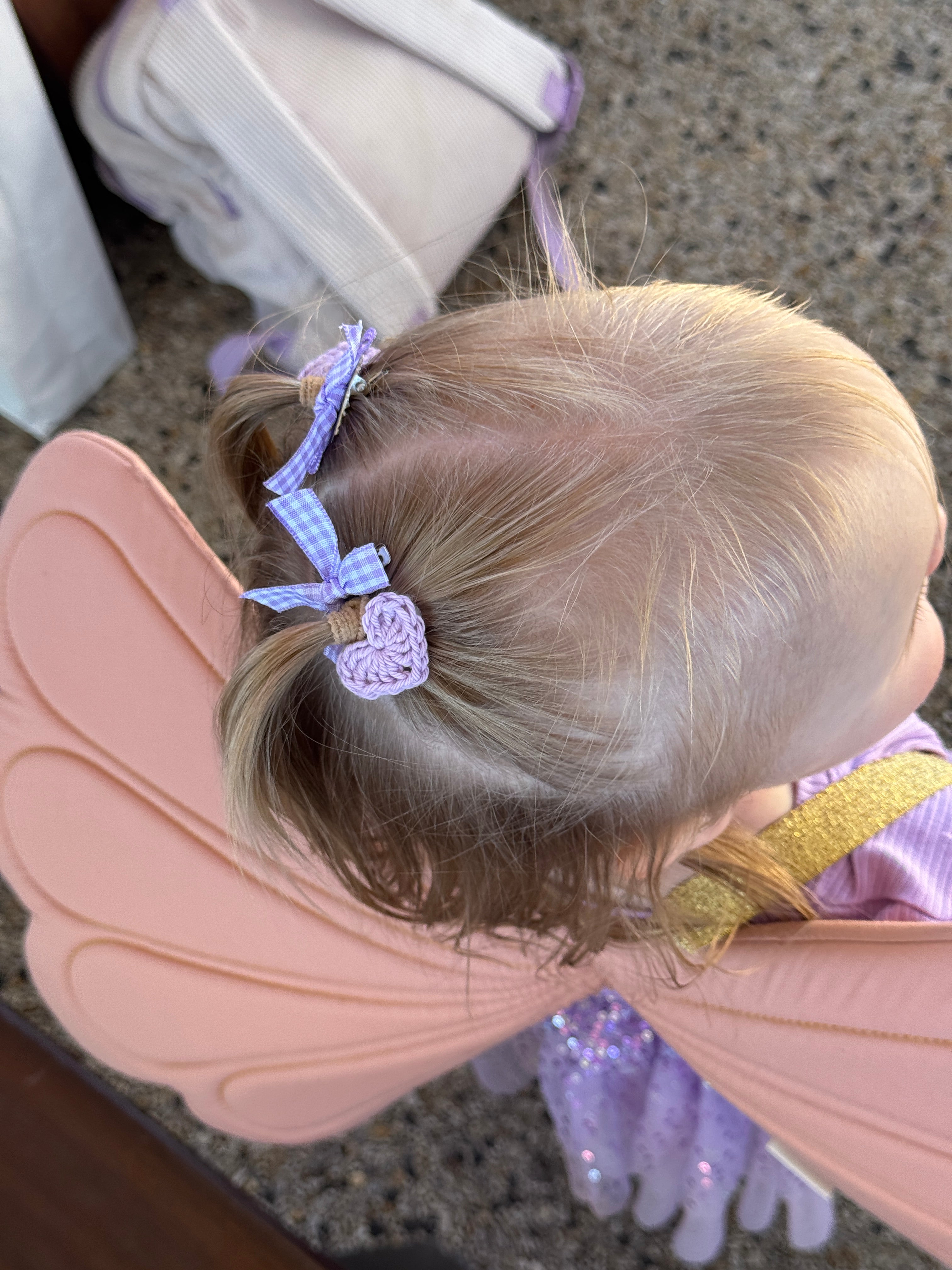 Cara Clips 2.0 - Handmade Crochet Heart Clips