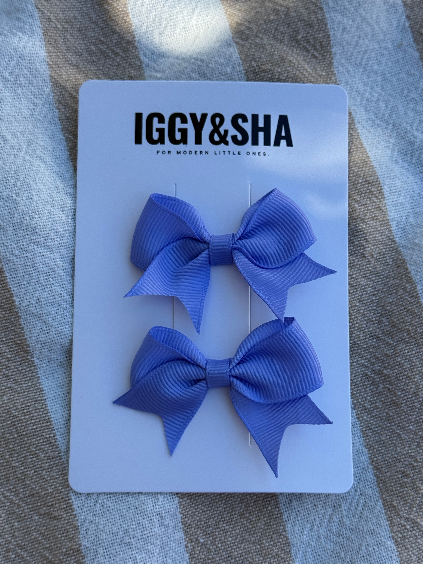 Wren Bow Clip