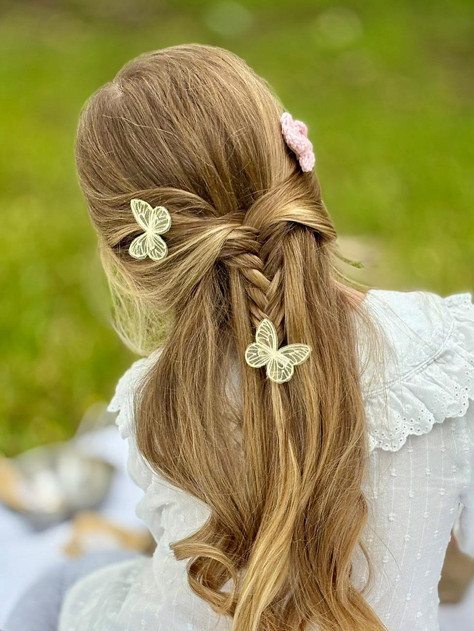 Juni Butterfly Clip