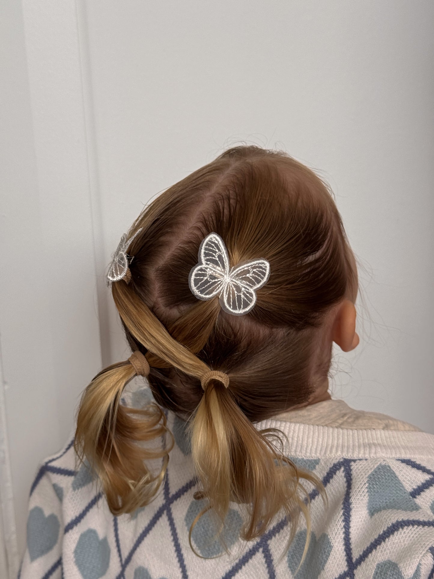 Juni Butterfly Clip