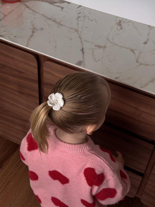 Cherie Flower Clips - White
